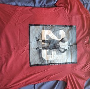 Michael Jordan red tshirt - size large